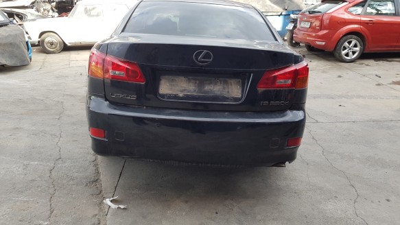 lexus is200 (ds2/is2) 2005-2013 del año 2007