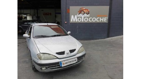 renault megane i classic (la0) 1996-2001 del año 2000