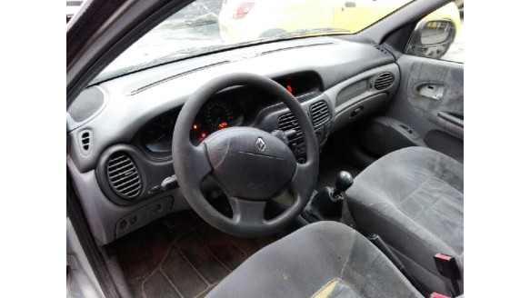 renault megane i classic (la0) 1996-2001 del año 2000