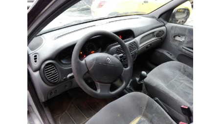 renault megane i classic (la0) 1996-2001 del año 2000