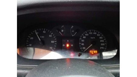 renault megane i classic (la0) 1996-2001 del año 2000