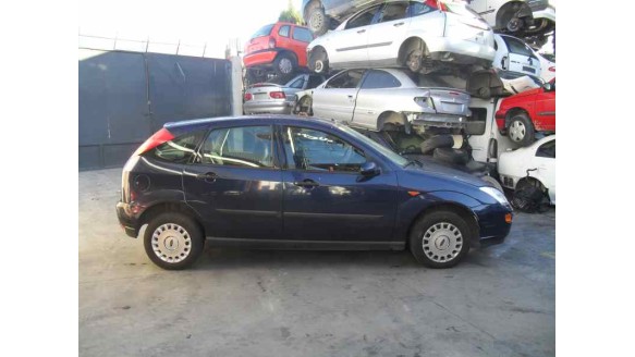 ford focus berlina (cak) 1998-2004 del año 2000