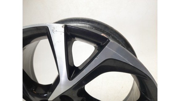 Recambio de llanta para toyota c-hr 2016- hybrid active referencia OEM IAM 42611YP360  