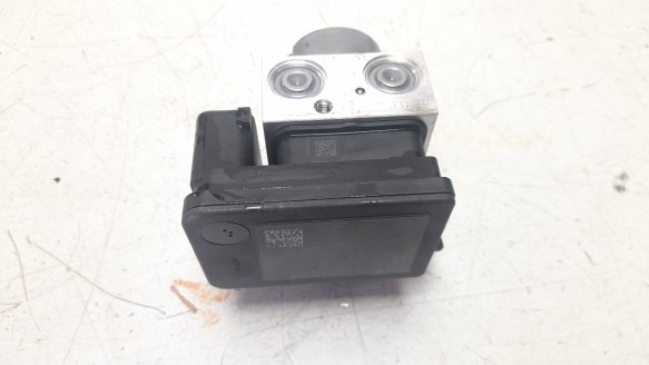 Recambio de abs para bmw c - c 400 x referencia OEM IAM 34518405396  