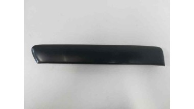 Recambio de molduras delanteras para ford focus berlina (cap) 2004-2007 referencia OEM IAM 1352836 107103626 , FD4241234 1071036