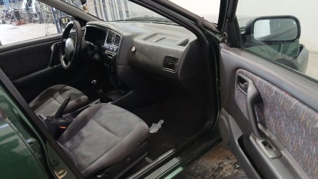 nissan primera (p11) 1996-2001 del año 1996