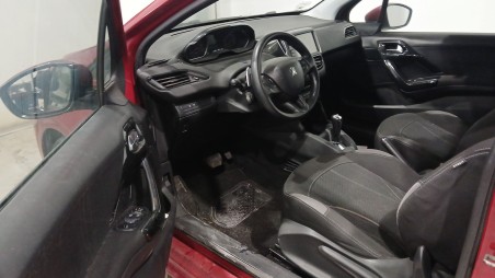 peugeot 208 i (ca_, cc_) 2012- del año 2012