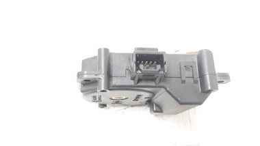 Recambio de motor apertura trampillas climatizador para toyota land cruiser (j15) 2009-2017 2.8 cat referencia OEM IAM 063800017 2