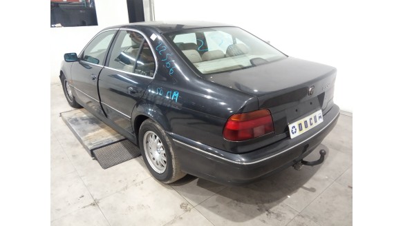 bmw serie 5 berlina (e39) 1995-2003 del año 2006
