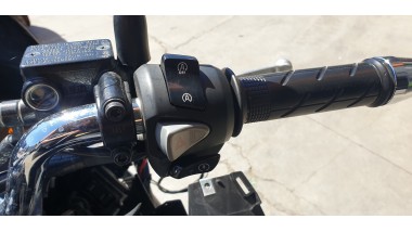 Recambio de piña luces derecha para honda pcx 125 2018- pcx 125 referencia OEM IAM 35160K1ZJ12   2