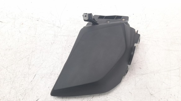 Recambio de moldura para bmw r 1250 rt 2018- referencia OEM IAM 46638534853  