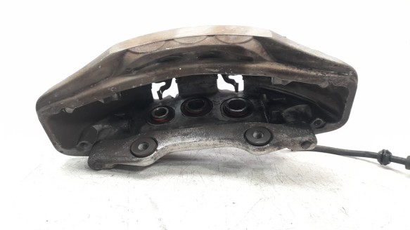 Recambio de pinza de freno delantera derecha para audi q7 4mg 2019- referencia OEM IAM 4M0615106JJ  