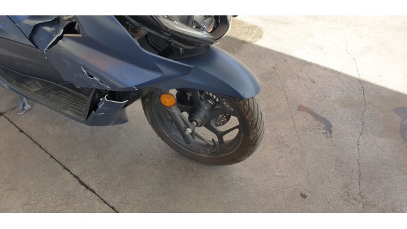 Recambio de llanta delantera para honda pcx 125 2020- referencia OEM IAM 44650K1YJ50ZA  