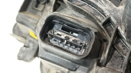 Recambio de faro derecho para bmw 1 (e87) 2003-2013 118 d referencia OEM IAM 63126924486 63126924486 89310921