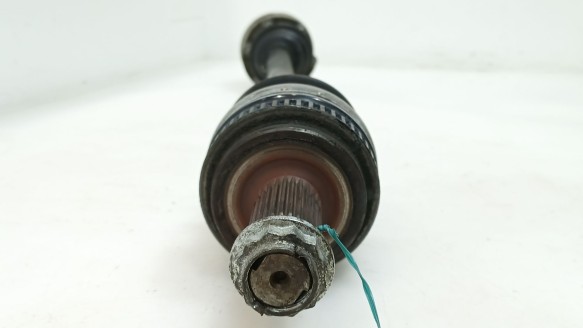 Recambio de transmision trasera derecha para bmw 1 (e87) 2003-2013 118 d referencia OEM IAM 33217547072 33217547072 