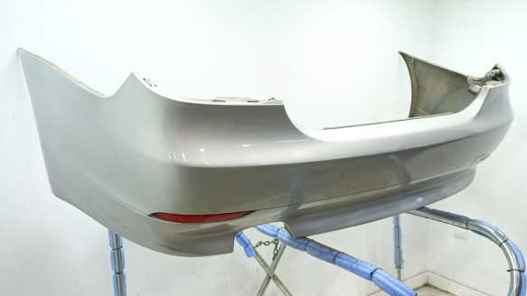 Recambio de paragolpes trasero para bmw 5 (e60) 2001-2010 525 d referencia OEM IAM 51127077940 51127077940 