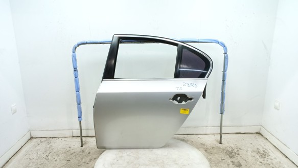 Recambio de puerta trasera izquierda para bmw 5 (e60) 2001-2010 525 d referencia OEM IAM 41009631831 41009631831 