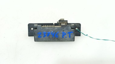 Recambio de maneta porton para chevrolet captiva (c100, c140) 2006- 2.0 d 4wd referencia OEM IAM 96624625 96624625 