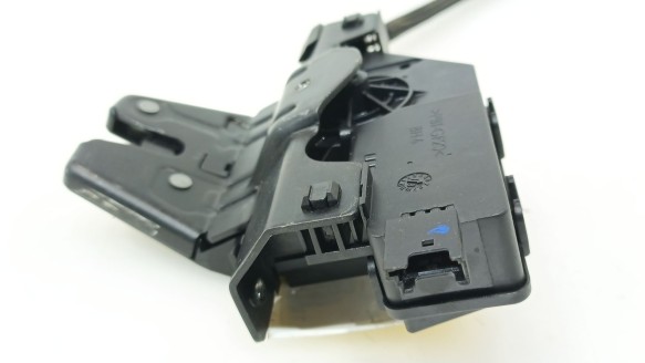 Recambio de cerradura maletero / porton para bmw 3 (e90) 2004-2012 320 d referencia OEM IAM 51247840617 7840617 