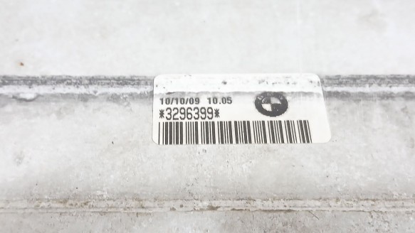 Recambio de intercooler para bmw 3 (e90) 2004-2012 320 d referencia OEM IAM 17517798788 3296399 