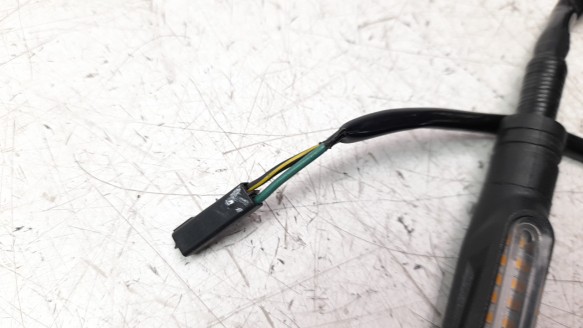 Recambio de piloto trasero derecho para kawasaki ninja 400 2017- referencia OEM IAM 230370537  