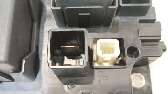 Recambio de caja reles / fusibles para toyota prius (_w3_) 2008- 1.8 hybrid (zvw3_) referencia OEM IAM G92Z047011 G92Z147020 