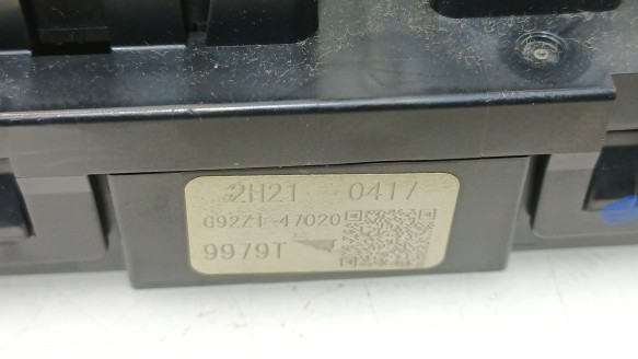 Recambio de caja reles / fusibles para toyota prius (_w3_) 2008- 1.8 hybrid (zvw3_) referencia OEM IAM G92Z047011 G92Z147020 