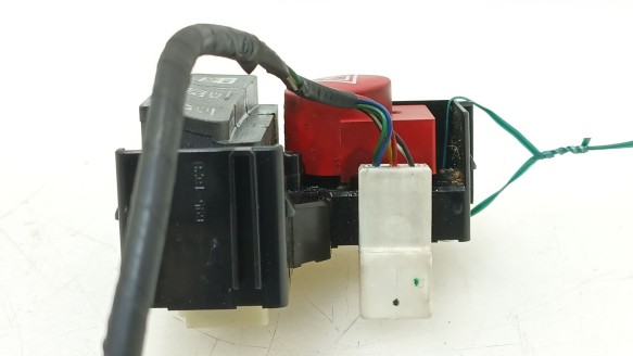 Recambio de warning para toyota prius (_w3_) 2008- 1.8 hybrid (zvw3_) referencia OEM IAM 8401247060 8401247060 