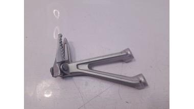 Recambio de estribera derecha para honda cbr 650r 2018- cbr 650r referencia OEM IAM 50750MKND50  