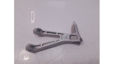 Recambio de estribera derecha para honda cbr 650r 2018- cbr 650r referencia OEM IAM 50750MKND50   2