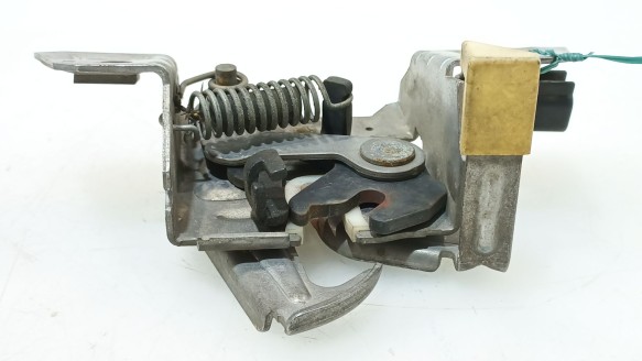 Recambio de cerradura capot para volvo s40 ii (544) 2003-2012 1.6 d referencia OEM IAM 30716530 30716530 