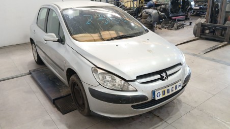 peugeot 307 (3a/c) 2000-2012 del año 2003