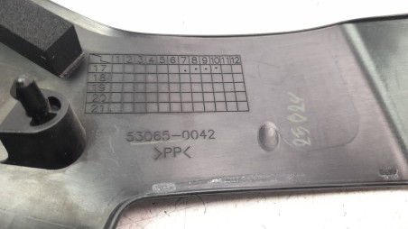 Recambio de moldura para kawasaki ninja 400 2017- referencia OEM IAM 530650042  