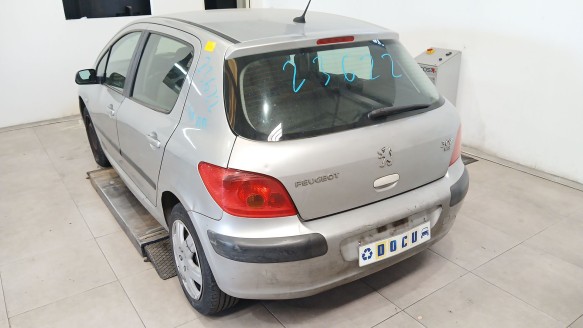 peugeot 307 (3a/c) 2000-2012 del año 2003