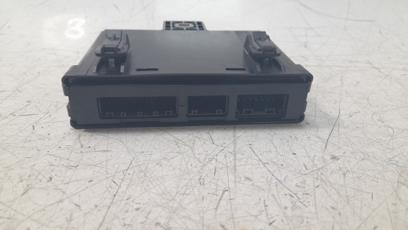 Recambio de modulo confort para mazda 3 sedán (bp) 2019- evolution referencia OEM IAM BCKA675M0F  