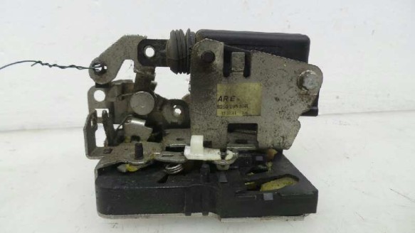 Recambio de cerradura puerta trasera derecha para dacia duster 2010-2018 ambiance 4x2 referencia OEM IAM 825029556R 825029556R 8