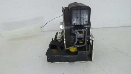 Recambio de cerradura puerta trasera derecha para dacia duster 2010-2018 ambiance 4x2 referencia OEM IAM 825029556R 825029556R 8