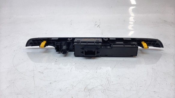 Recambio de warning para hyundai tucson 2015- classic blue referencia OEM IAM 93700D7100  