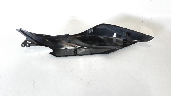 Recambio de moldura para kawasaki ninja 400 2017- referencia OEM IAM 360410038  