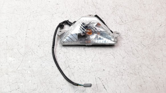 Recambio de piloto delantero derecho para kawasaki ninja 400 2017- referencia OEM IAM 230400154  