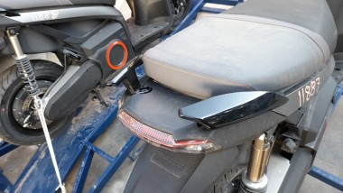 Recambio de agarradera trasera para seat mo 2024- mo referencia OEM IAM AGARRADERA  