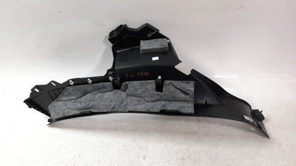 Recambio de guarnecido puerta trasera izquierda para audi q7 4mg 2019- referencia OEM IAM 4M0867767F  