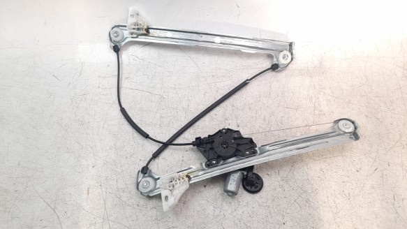 Recambio de elevalunas delantero izquierdo para mazda 3 berlina (bp) 2019- evolution referencia OEM IAM BCJH59590A  