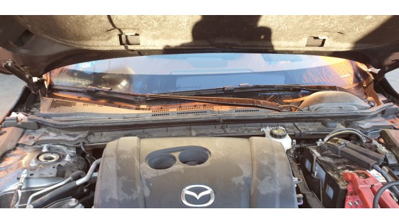 Recambio de brazo limpia delantero izquierdo para mazda 3 berlina (bp) 2019- evolution referencia OEM IAM BCKA67321  