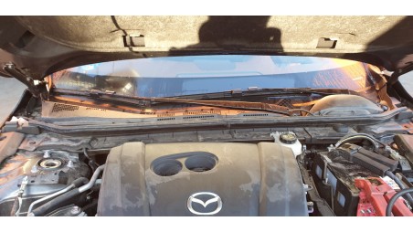 Recambio de brazo limpia delantero izquierdo para mazda 3 berlina (bp) 2019- evolution referencia OEM IAM BCKA67321  