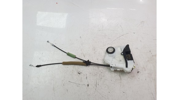 Recambio de cerradura puerta delantera derecha para mazda 3 berlina (bp) 2019- evolution referencia OEM IAM BDMC58310B  