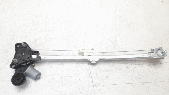 Recambio de elevalunas trasero izquierdo para mazda 3 berlina (bp) 2019- evolution referencia OEM IAM BCJH73590A  