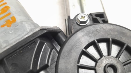 Recambio de elevalunas trasero izquierdo para mazda 3 berlina (bp) 2019- evolution referencia OEM IAM BCJH73590A  