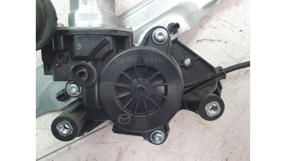 Recambio de elevalunas delantero derecho para mazda 3 berlina (bp) 2019- evolution referencia OEM IAM BCJH58590A  