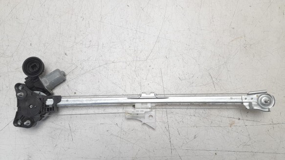 Recambio de elevalunas trasero derecho para mazda 3 berlina (bp) 2019- evolution referencia OEM IAM BCJH72590A  